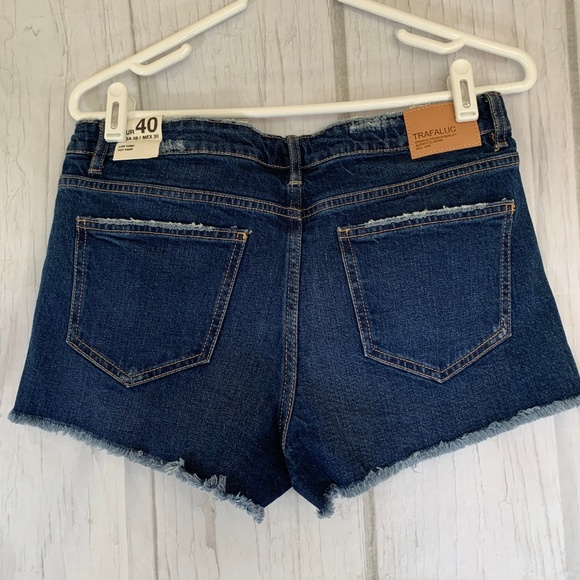 Zara Authentic Denim By TRF Cut-Off Short Size 8 - Picture 3 of 8